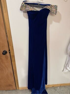 Panoply stunning Blue Velvet Off-Shoulder Evening Gown with Embellished Collar